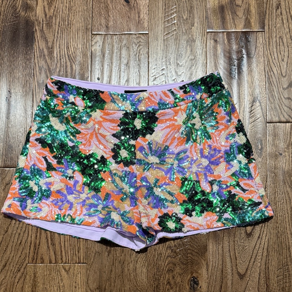 NWOT VICI Sequin Floral Stretch-Lined Women’s Shorts - Multicolor Sz M